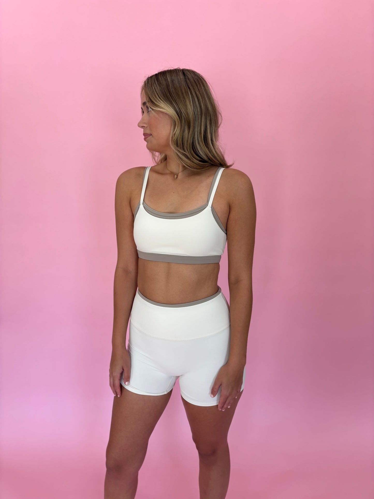 DOUBLE LAYERED SPORTS BRA