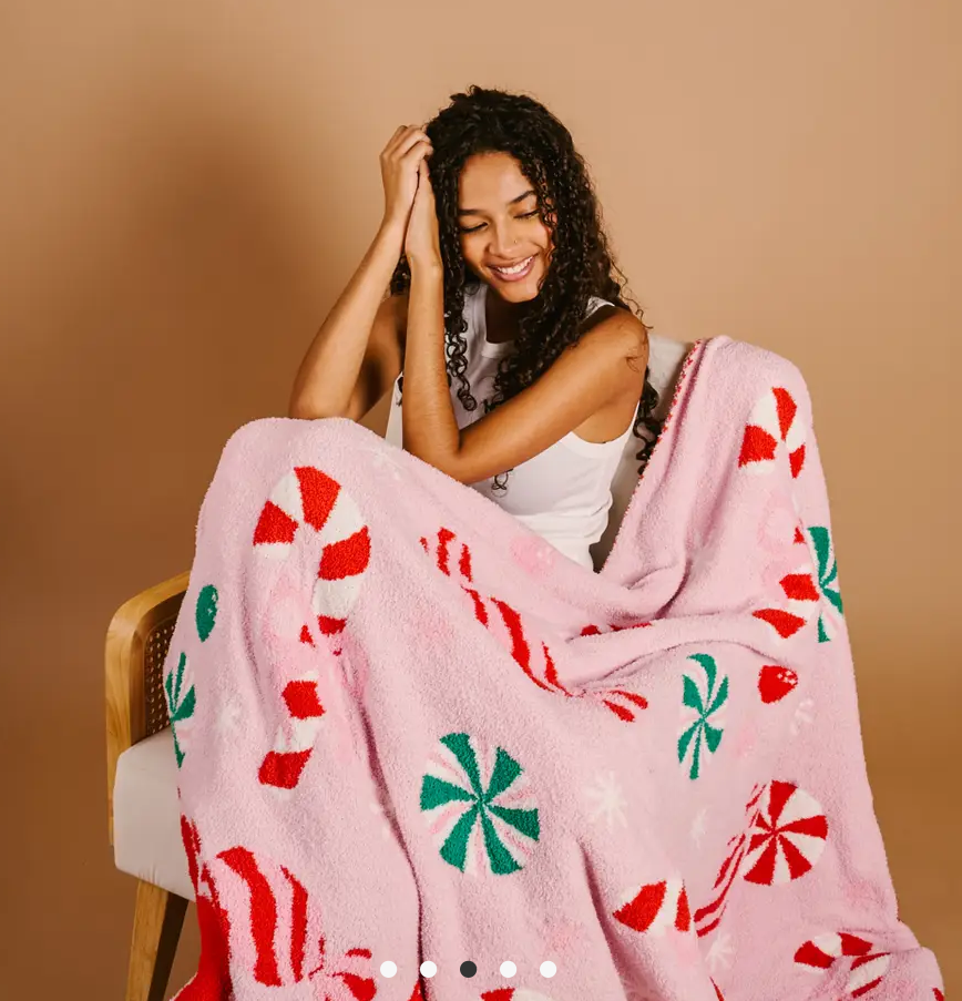 Cozy Dreams Lux Blanket - Sugar Rush