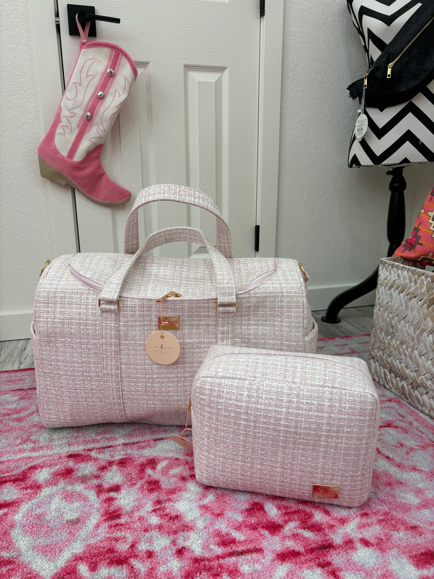 Hollis Weekend Collection