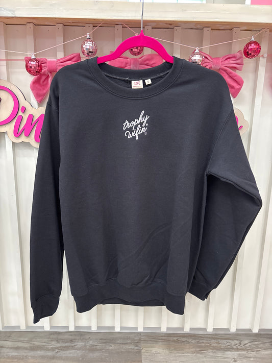 Trophy Wifin Pullover