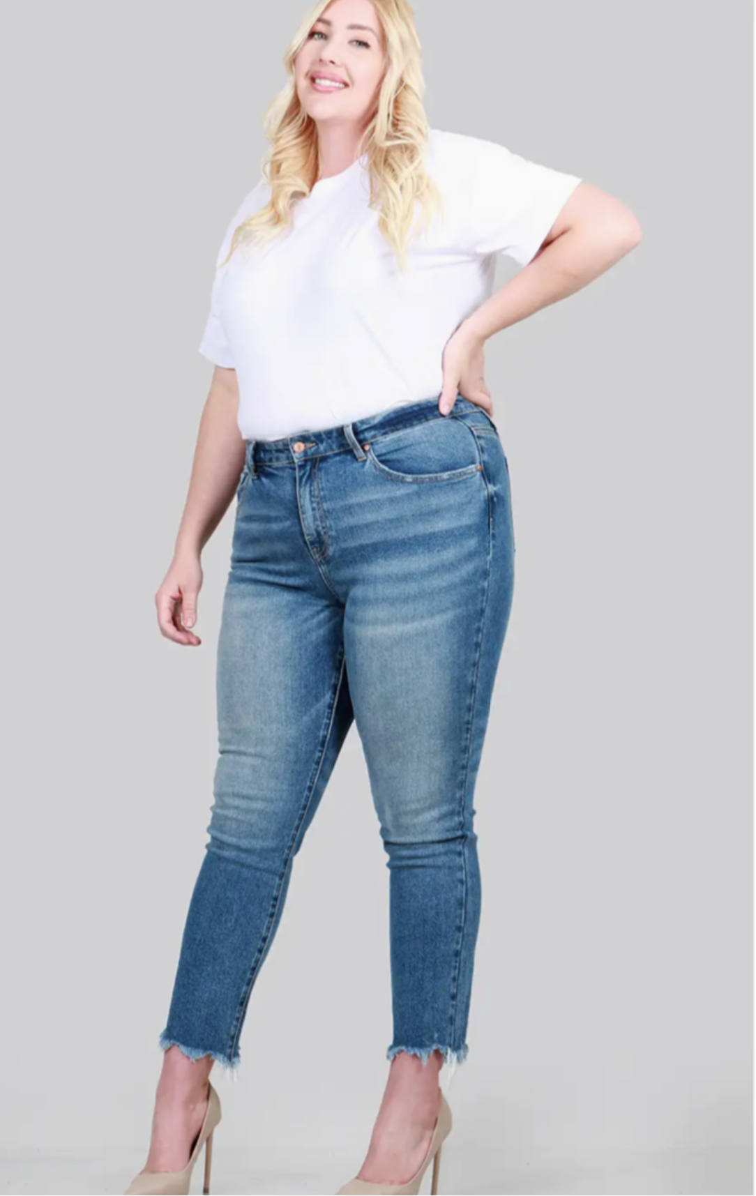 Women's PLUS size Relaxed Skinny Non-Distressed Jeans