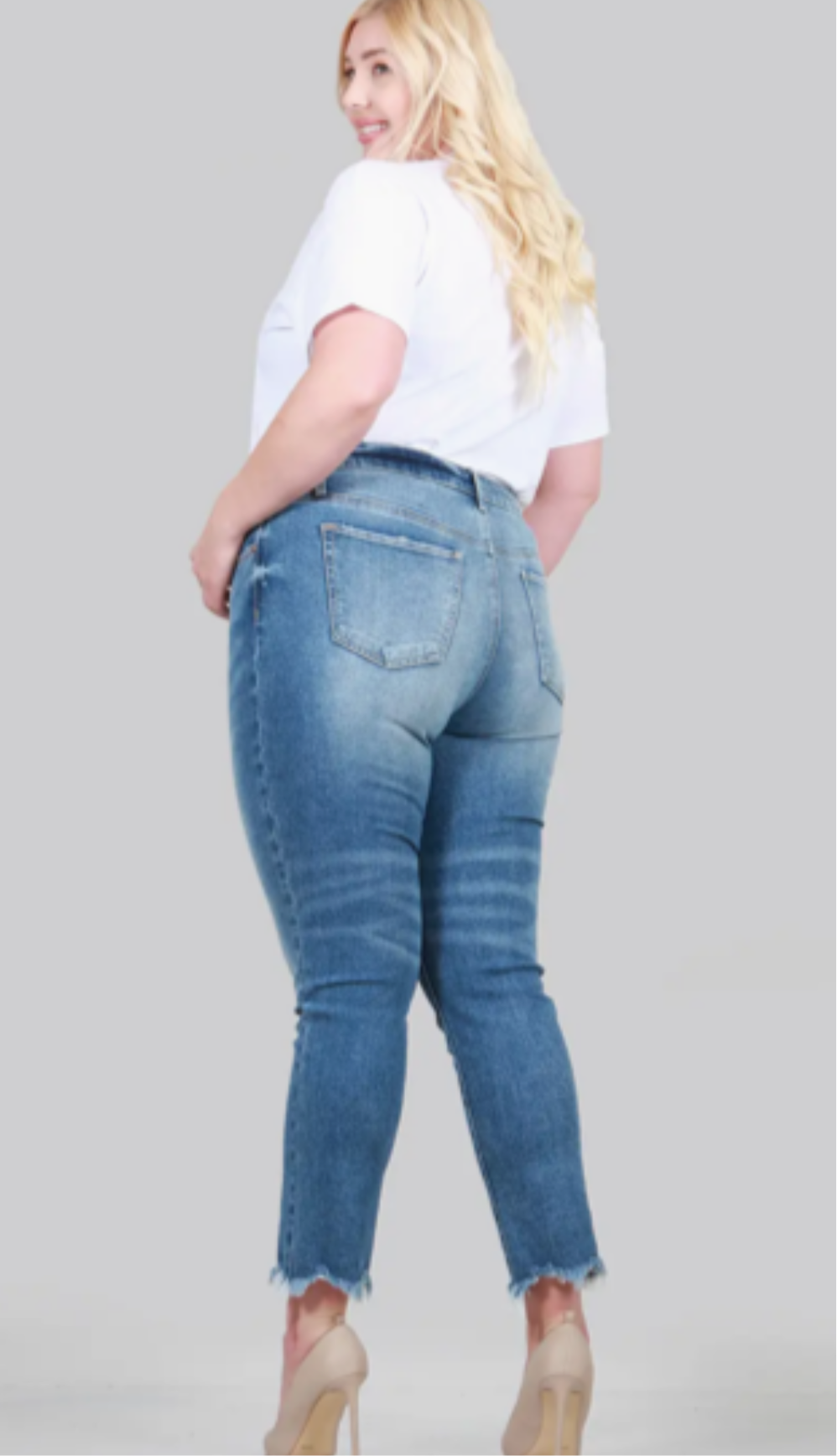 Women's PLUS size Relaxed Skinny Non-Distressed Jeans