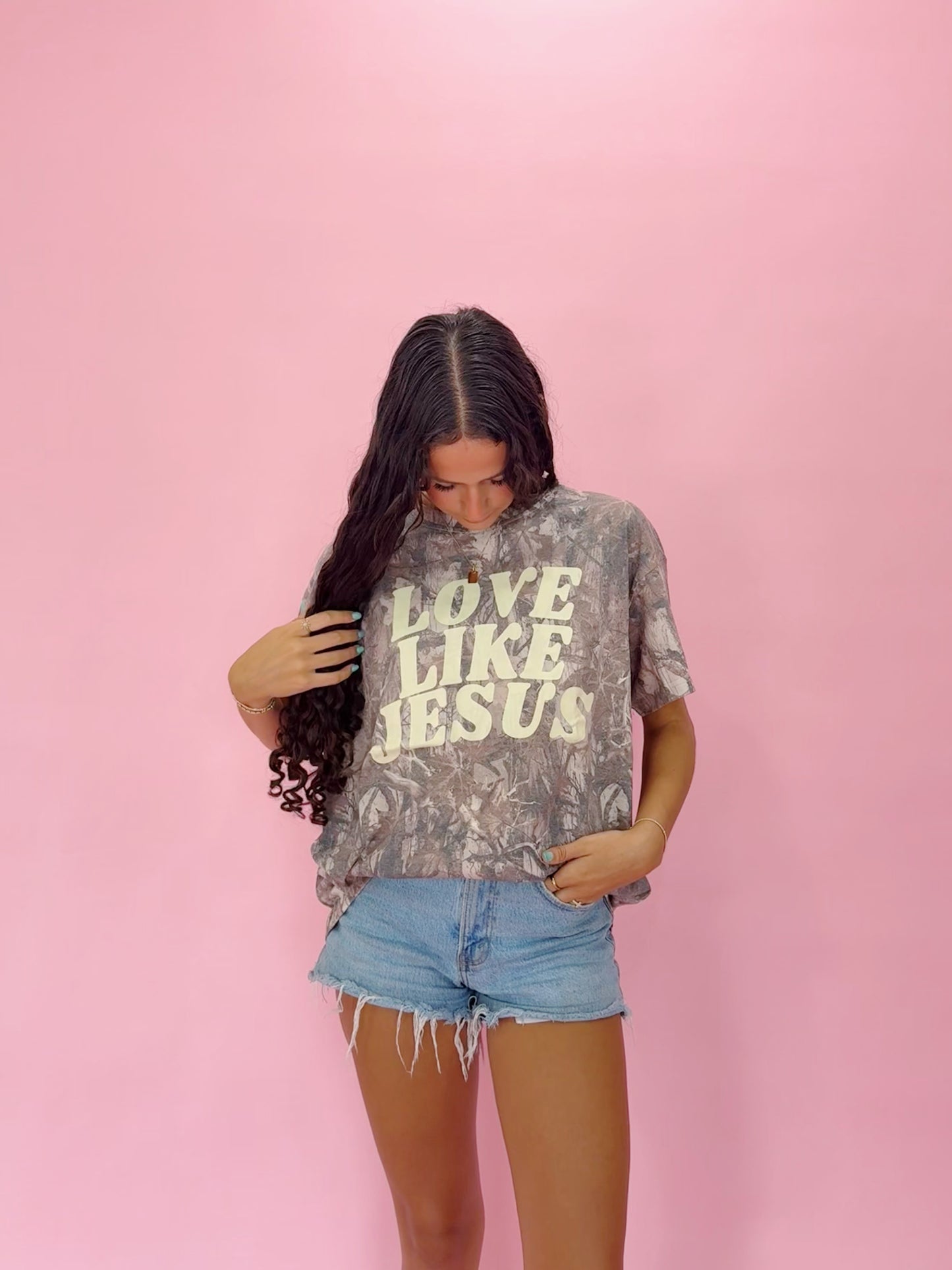 Love Like Jesus Camo Tee