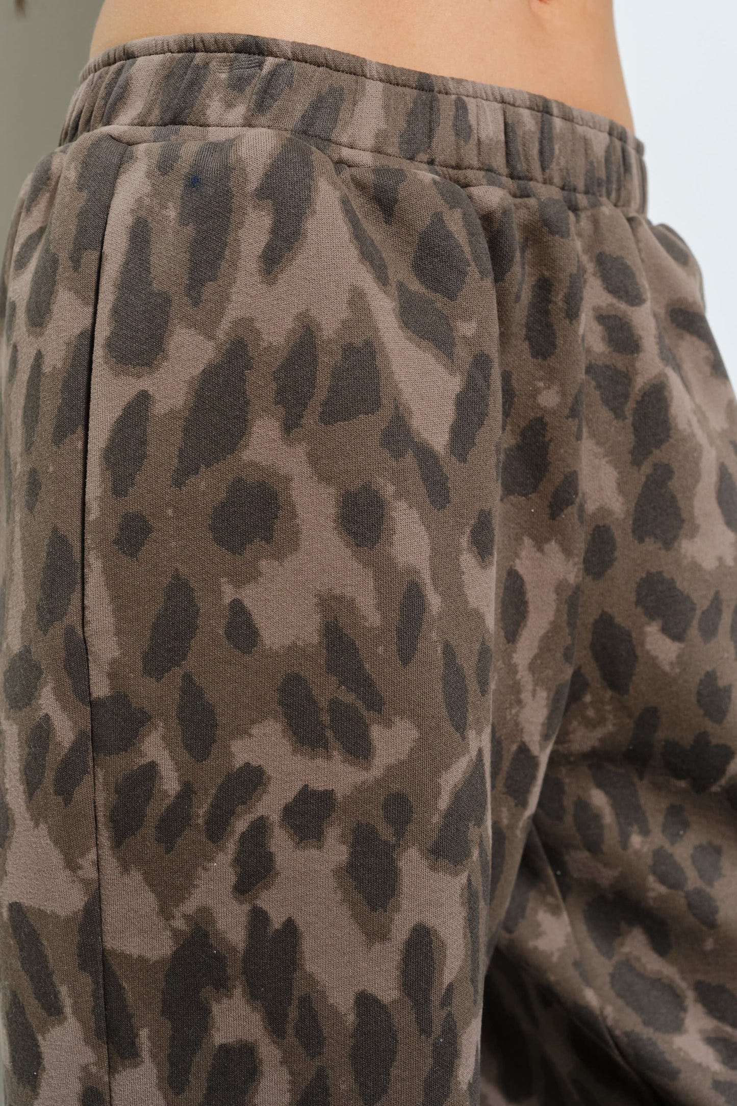 RUTHLESS LEOPARD JOGGERS