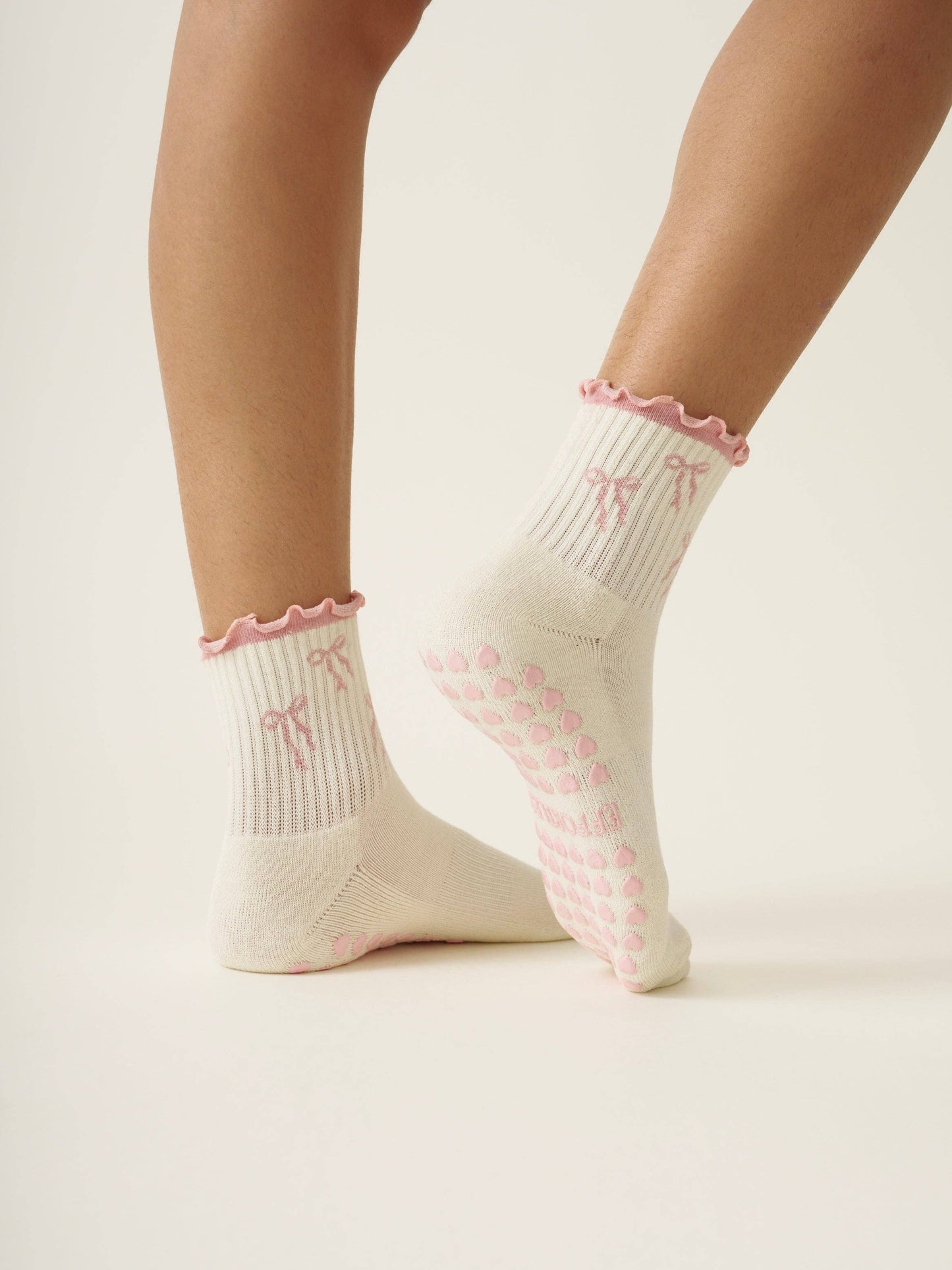 🎀 Bow Ruffle Grip Sock [Soft Pink], Pilates Socks