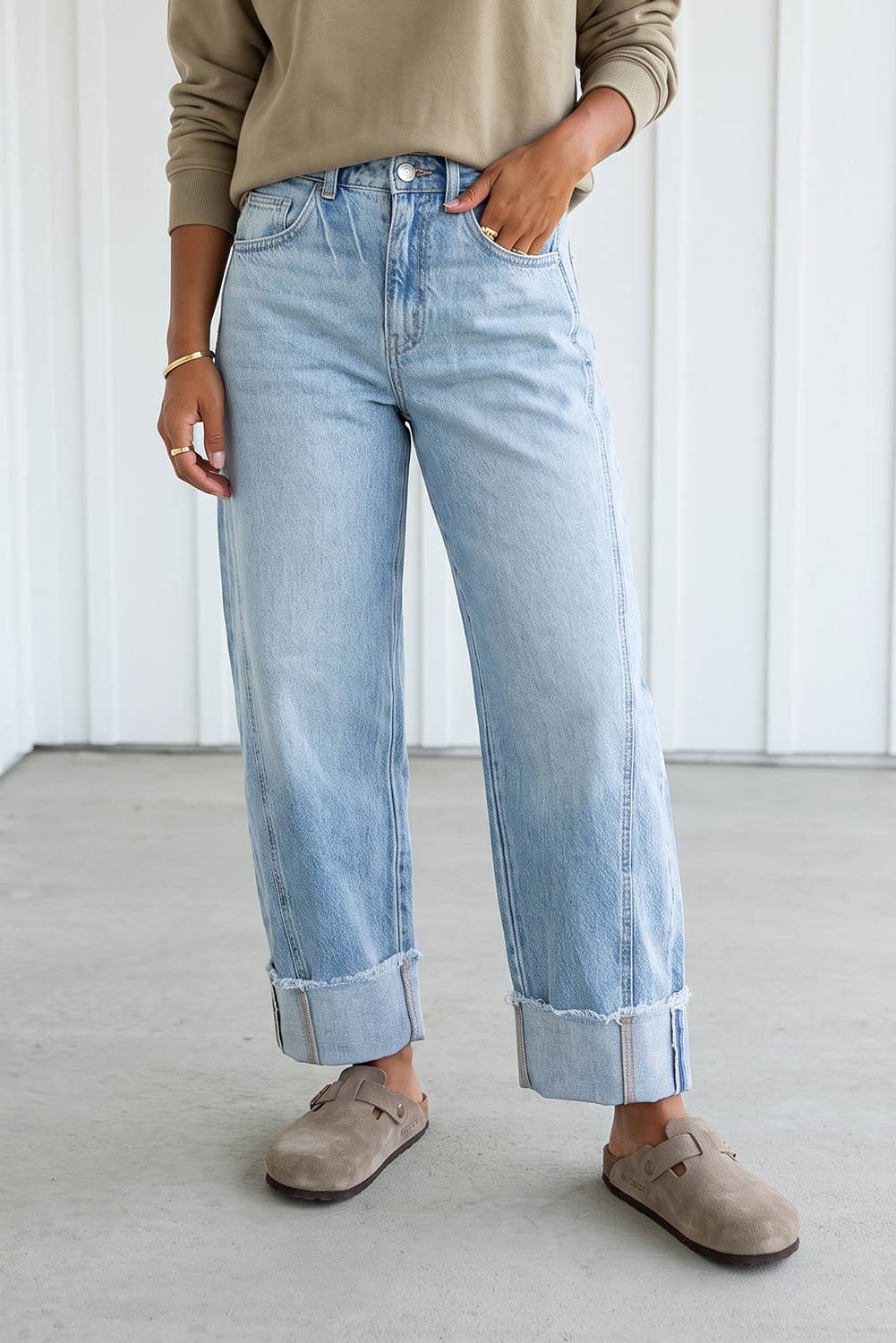 Leslie Raw Hem Turnup Jeans